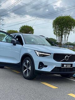 Volvo XC40 XC40 Plus, B5 AWD Mild hybrid, Petrol, Dark