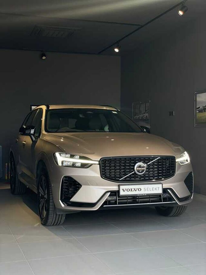 Volvo XC60 XC60 Ultra, T8 AWD Plug-in hybrid, Electric/Petrol, Dark