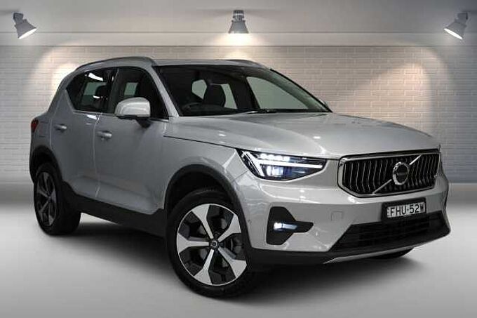 Volvo XC40 XC40 Ultimate, B4 AWD Mild hybrid, Petrol, Bright