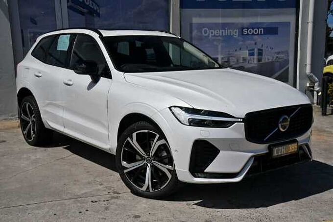 Volvo XC60 XC60 Ultimate, B6 AWD mild hybrid, Petrol, Dark