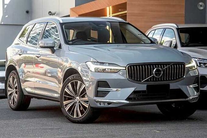 Volvo XC60 XC60 Ultra, B5 AWD Mild hybrid, Petrol, Bright