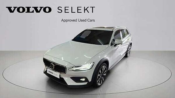 Volvo V60 Cross Country Ultra, B5 AWD 마일드 하이브리드, 가솔린, 브라이트