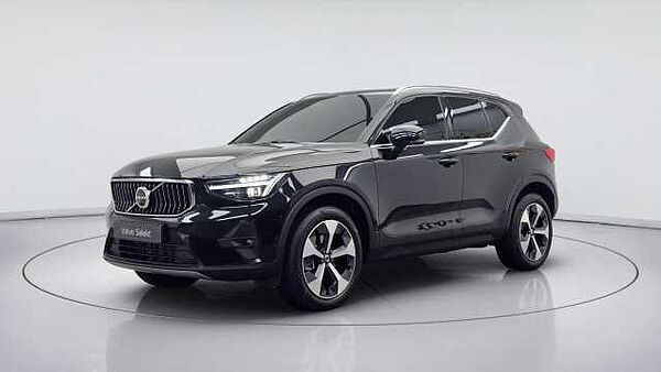 Volvo XC40 Ultimate, B4 AWD 마일드 하이브리드, 가솔린, 브라이트