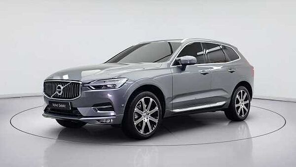 Volvo XC60 D5 AWD 인스크립션