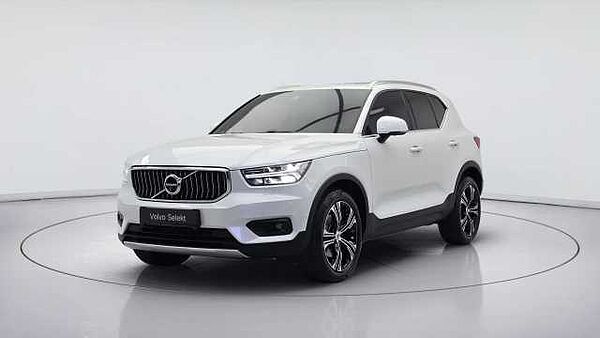Volvo XC40 Inscription, B4 AWD Momentum