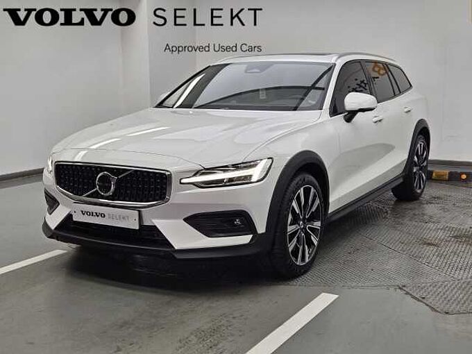 Volvo V60 CC B5 AWD Ultimate Bright