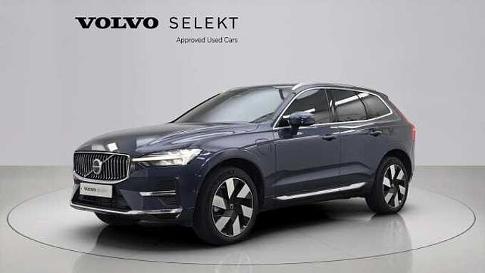 Volvo XC60 Ultra, T8 AWD 플러그-인 하이브리드, 전기/가솔린, 브라이트