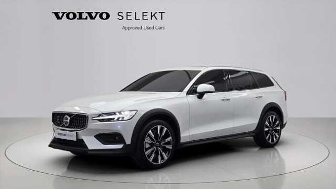 Volvo V60 Cross Country Ultra, B5 AWD 마일드 하이브리드, 가솔린, 브라이트