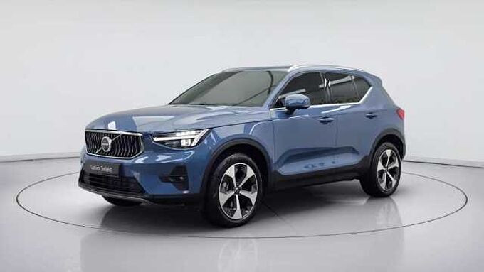 Volvo XC40 Ultra, B4 AWD 마일드 하이브리드, 가솔린, 브라이트