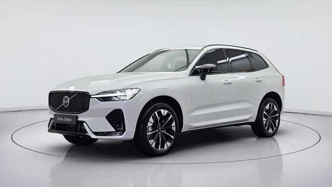 Volvo XC60 B5 AWD Ultra Bright