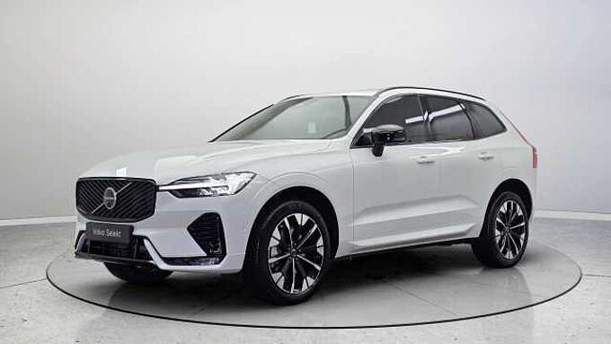 Volvo XC60 Ultra, B5 AWD 마일드 하이브리드, 가솔린, 다크