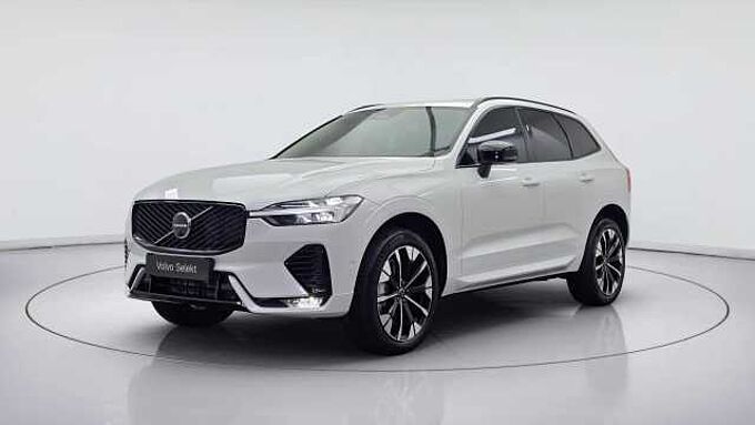 Volvo XC60 Ultra, B5 AWD 마일드 하이브리드, 가솔린, 다크