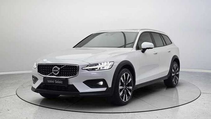Volvo V60 Cross Country B5 AWD Ultimate Bright