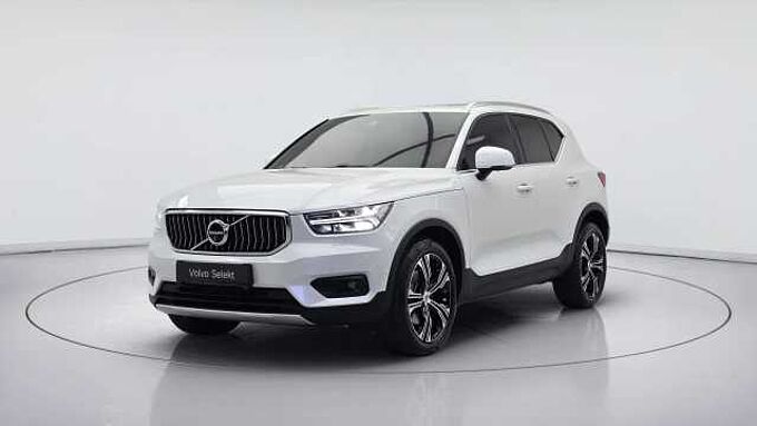 Volvo XC40 Inscription, B4 AWD Momentum