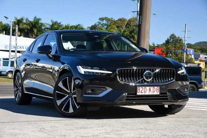 Volvo S60 S60 Ultimate, B5 AWD Mild hybrid, Petrol, Bright