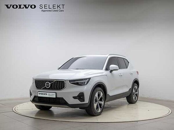 Volvo XC40 Ultimate, B4 AWD 마일드 하이브리드, 가솔린, 브라이트