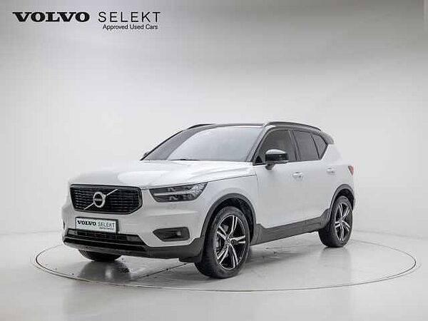 Volvo XC40 R-Design, B4 AWD Momentum