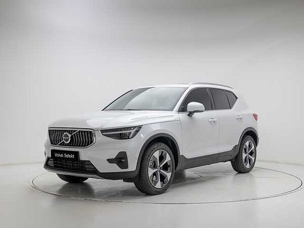 Volvo XC40 Ultra, B4 AWD 마일드 하이브리드, 가솔린, 브라이트