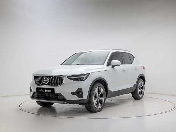 Volvo XC40 Ultra, B4 AWD 마일드 하이브리드, 가솔린, 브라이트