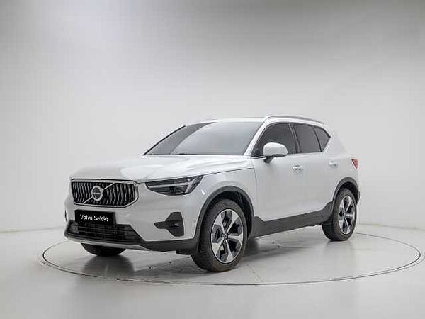 Volvo XC40 Ultra, B4 AWD 마일드 하이브리드, 가솔린, 브라이트