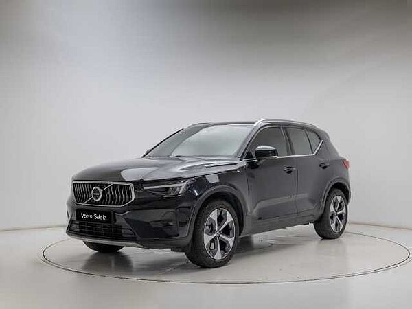 Volvo XC40 Ultimate, B4 AWD mild hybrid, 가솔린, Bright