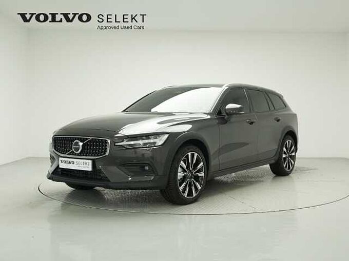 Volvo V60 Cross Country Ultimate, B5 마일드 하이브리드, 가솔린, 브라이트