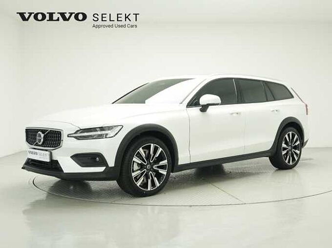 Volvo V60 Cross Country Ultra, B5 AWD 마일드 하이브리드, 가솔린, 브라이트