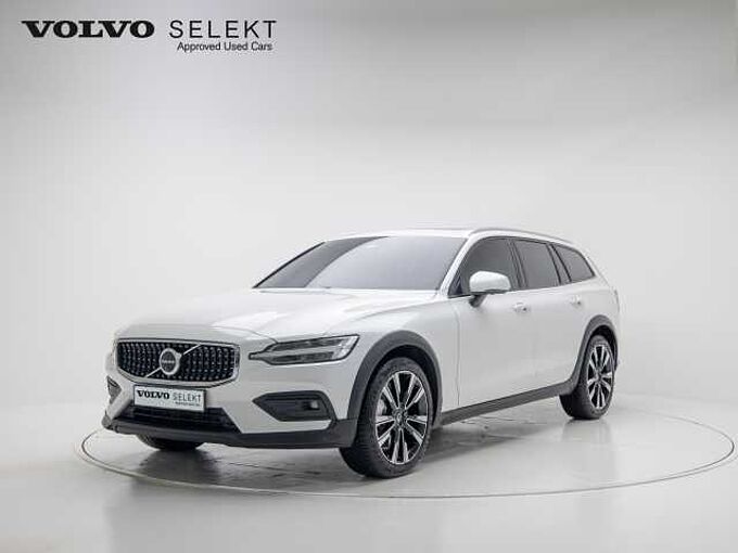 Volvo V60 Cross Country Ultra, B5 AWD 마일드 하이브리드, 가솔린, 브라이트