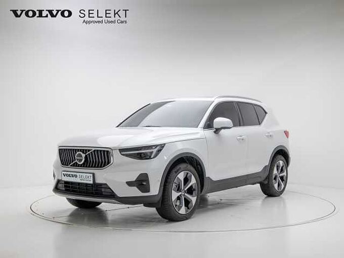 Volvo XC40 Ultra, B4 AWD 마일드 하이브리드, 가솔린, 브라이트