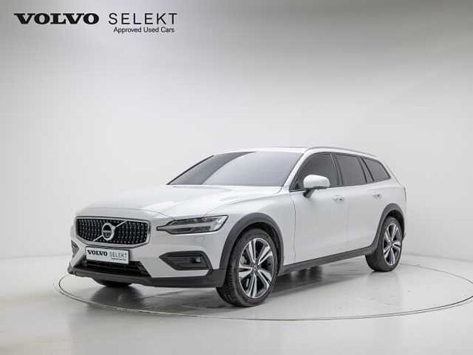 Volvo V60 Cross Country Pro, B5 AWD (250 hp) aut