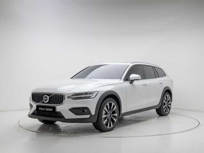 Volvo V60 Cross Country Ultra, B5 AWD 마일드 하이브리드, 가솔린, 브라이트