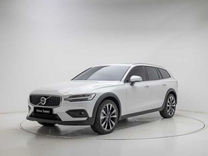 Volvo V60 Cross Country Ultra, B5 AWD 마일드 하이브리드, 가솔린, 브라이트
