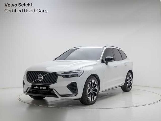 Volvo XC60 Ultra, B5 AWD 마일드 하이브리드, 가솔린, 다크