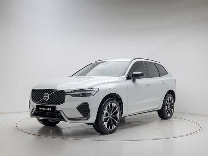 Volvo XC60 Ultra, B5 AWD 마일드 하이브리드, 가솔린, 다크