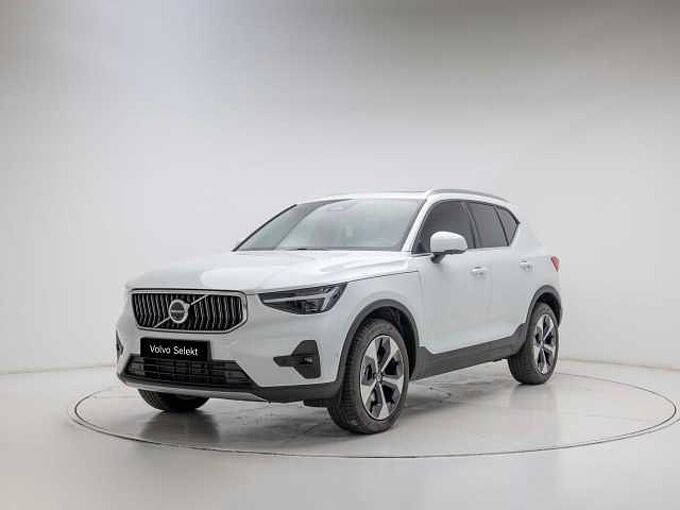Volvo XC40 Ultra, B4 AWD 마일드 하이브리드, 가솔린, 브라이트