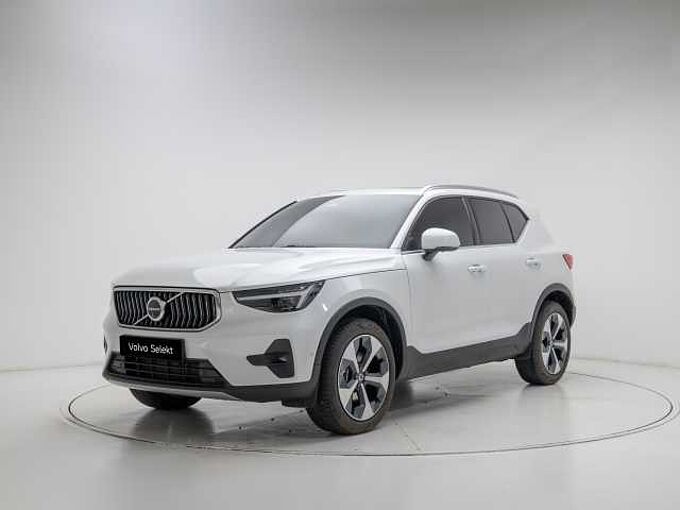Volvo XC40 Ultra, B4 AWD 마일드 하이브리드, 가솔린, 브라이트