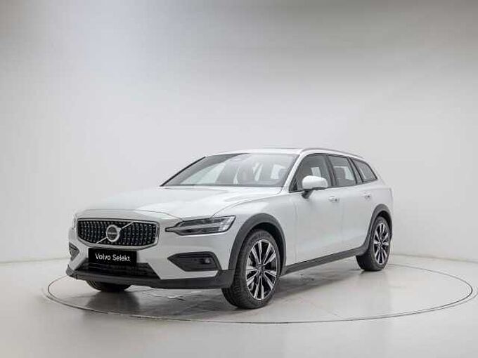 Volvo V60 Cross Country Ultra, B5 AWD 마일드 하이브리드, 가솔린, 브라이트
