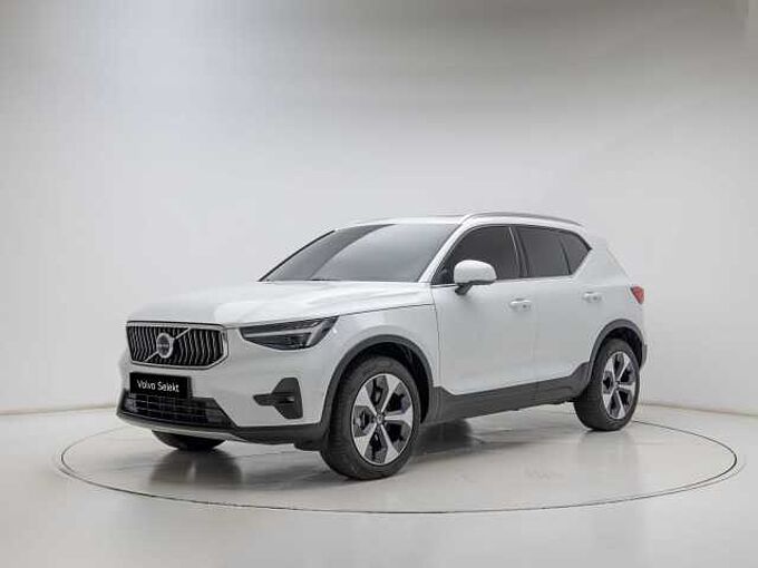 Volvo XC40 Ultra, B4 AWD 마일드 하이브리드, 가솔린, 브라이트