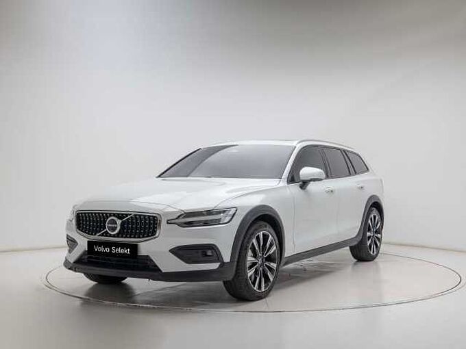 Volvo V60 Cross Country Ultra, B5 AWD 마일드 하이브리드, 가솔린, 브라이트