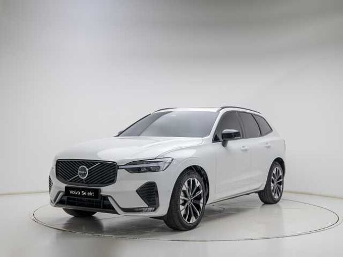 Volvo XC60 Ultra, B5 AWD 마일드 하이브리드, 가솔린, 다크