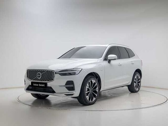 Volvo XC60 Ultra, T8 AWD 플러그-인 하이브리드, 전기/가솔린, 브라이트