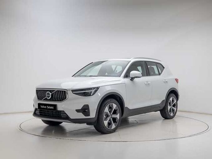 Volvo XC40 Ultra, B4 AWD 마일드 하이브리드, 가솔린, 브라이트