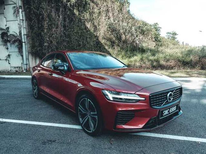 Volvo S60 S60 Recharge R-Design, T8 AWD (407 hp) aut