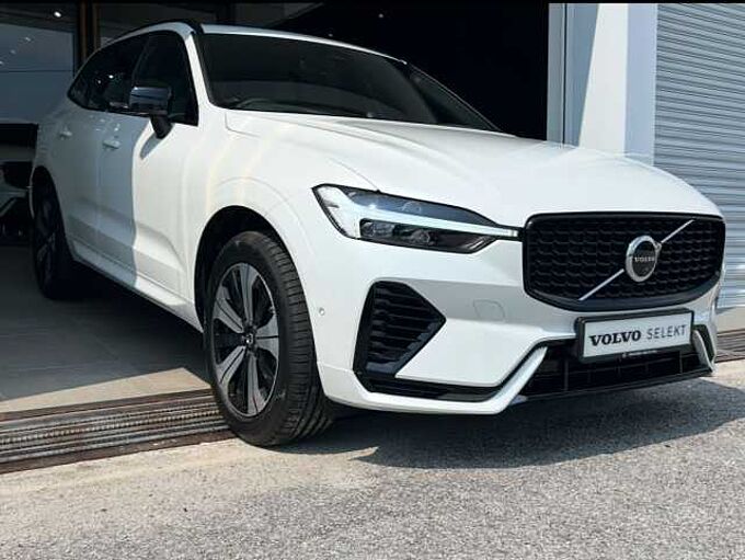Volvo XC60 XC60 Recharge Ultimate, T8 AWD Plug-in hybrid, Electric/Petrol, Dark