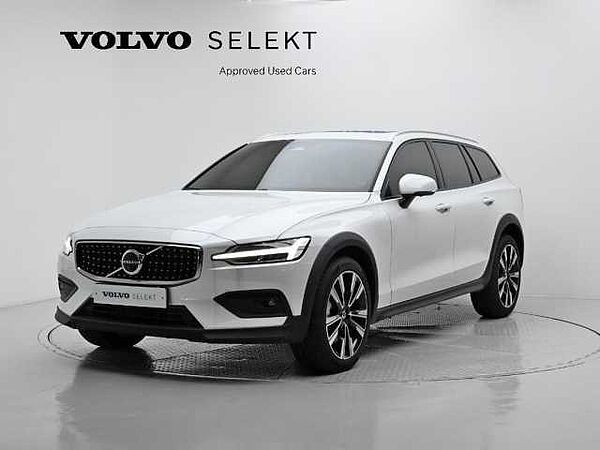 Volvo V60 Cross Country Ultimate, B5 AWD 마일드 하이브리드, 가솔린, 브라이트