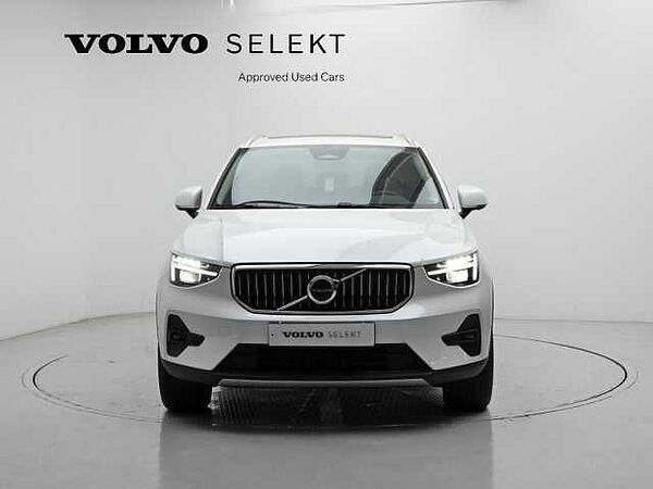 Volvo XC40 Ultimate, B4 AWD 마일드 하이브리드, 가솔린, 브라이트
