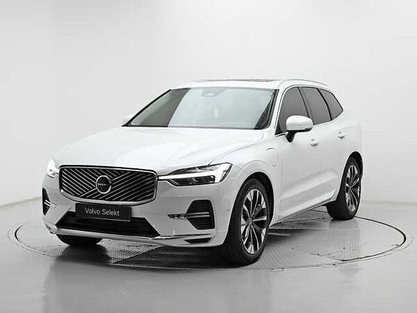 Volvo XC60 Ultra, T8 AWD 플러그-인 하이브리드, 전기/가솔린, 브라이트