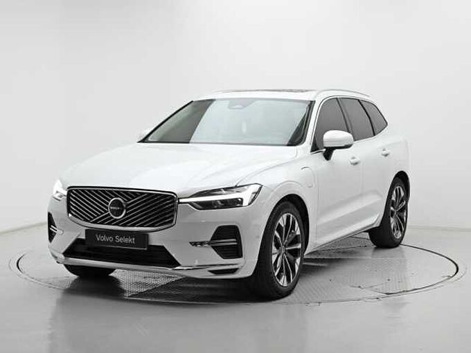 Volvo XC60 Ultra, T8 AWD 플러그-인 하이브리드, 전기/가솔린, 브라이트