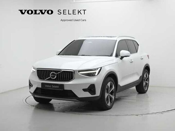 Volvo XC40 Ultra, B4 AWD 마일드 하이브리드, 가솔린, 브라이트