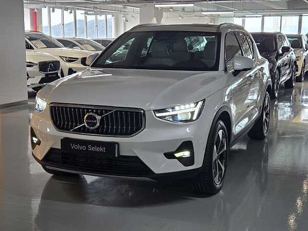 Volvo XC40 Ultra, B4 AWD 가솔린